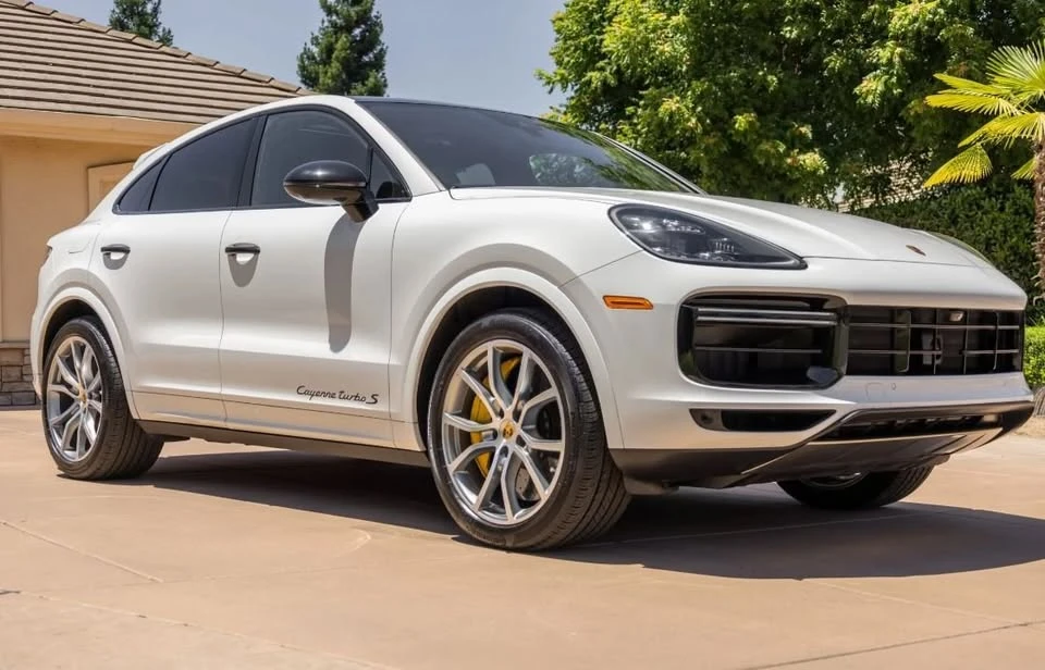 2020 Porsche 9Y0/9Y3 Cayenne Coupe - Image 2 of 5