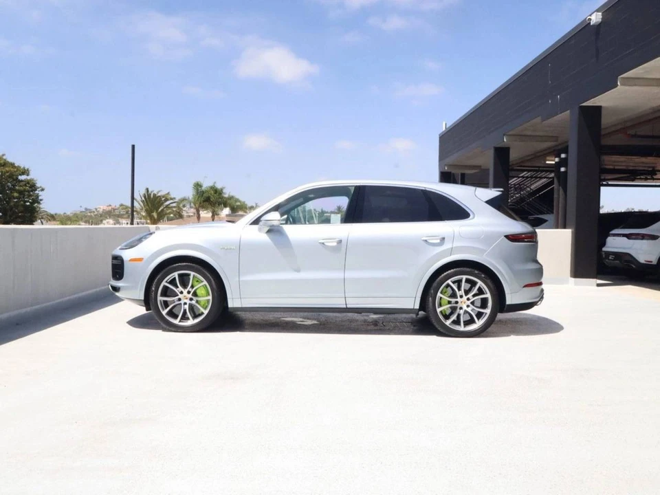 2020 Porsche 9Y0/9Y3 Cayenne - Image 2 of 5