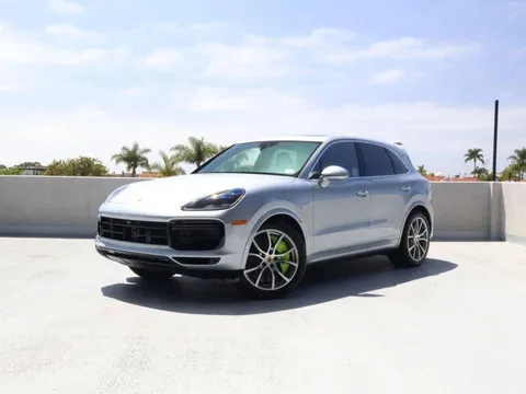 2020 Porsche Cayenne Turbo S E-Hybrid