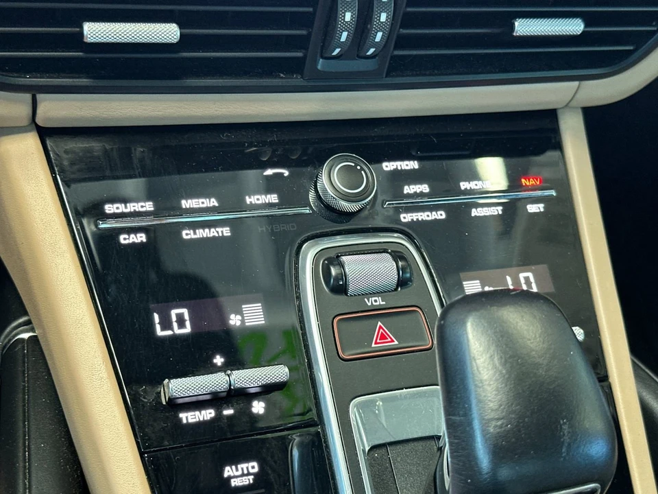 2020 Porsche 9Y0/9Y3 Cayenne Turbo - Image 23 of 31