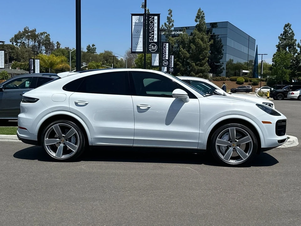 2020 Porsche 9Y0/9Y3 Cayenne Turbo - Image 2 of 31