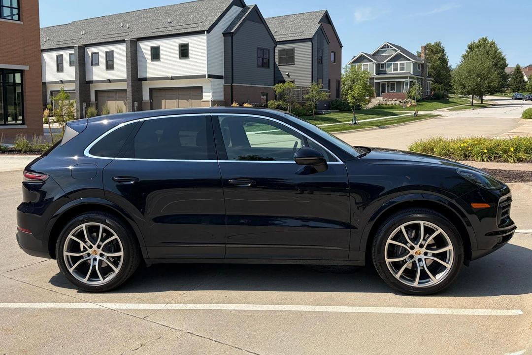 2020 Porsche 9Y0/9Y3 Cayenne - Image 3 of 31