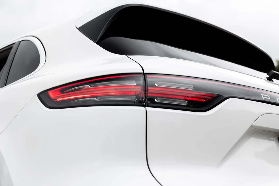 2020 Porsche 9Y0/9Y3 Cayenne - Image 22 of 31