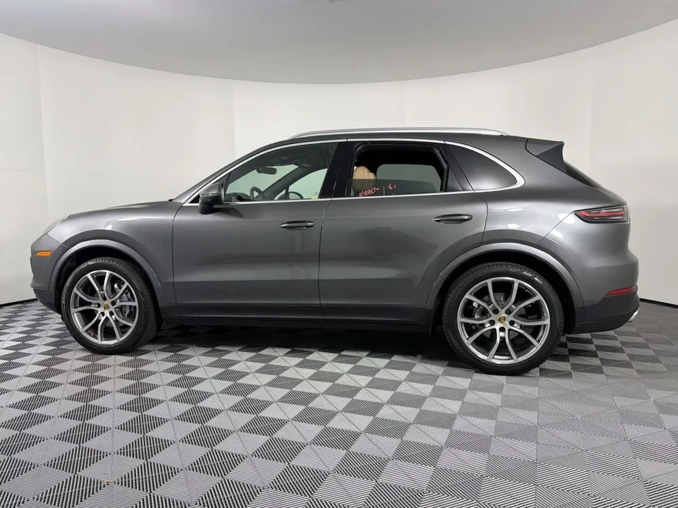 2020 Porsche 9Y0/9Y3 Cayenne - Image 16 of 31