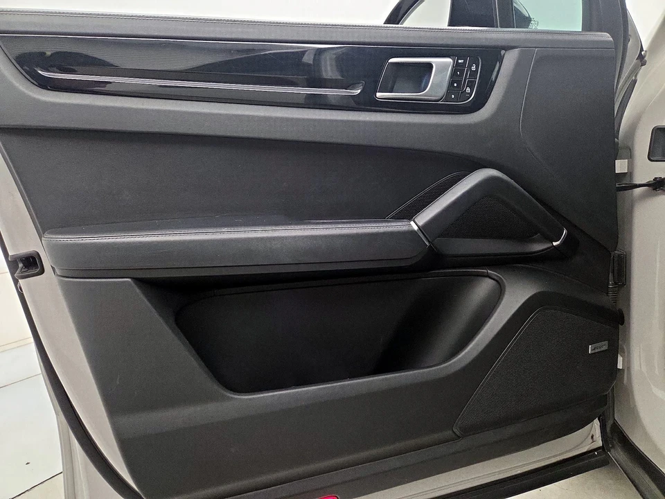 2020 Porsche 9Y0/9Y3 Cayenne - Image 13 of 29