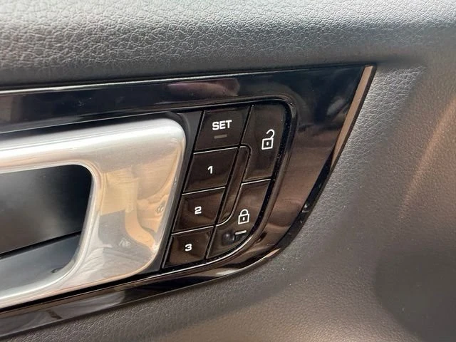 2020 Porsche 9Y0/9Y3 Cayenne - Image 13 of 20
