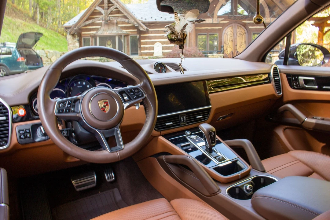 2020 Porsche 9Y0/9Y3 Cayenne - Image 13 of 16