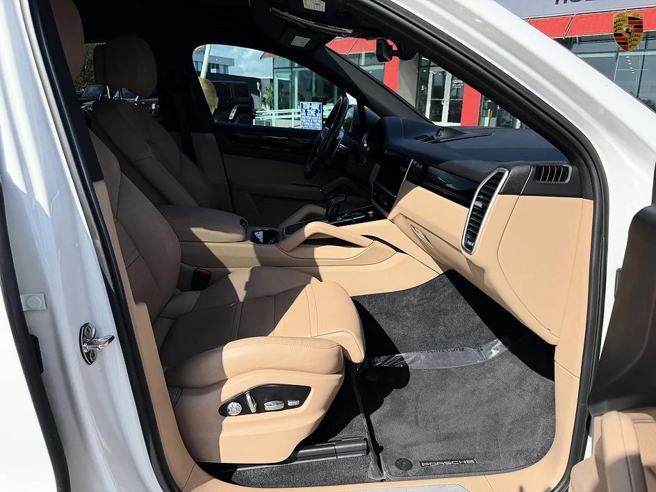 2020 Porsche 9Y0/9Y3 Cayenne - Image 16 of 31