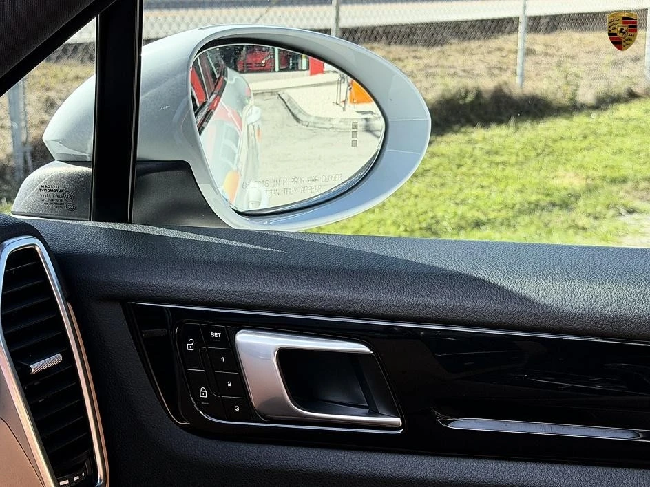2020 Porsche 9Y0/9Y3 Cayenne - Image 29 of 31