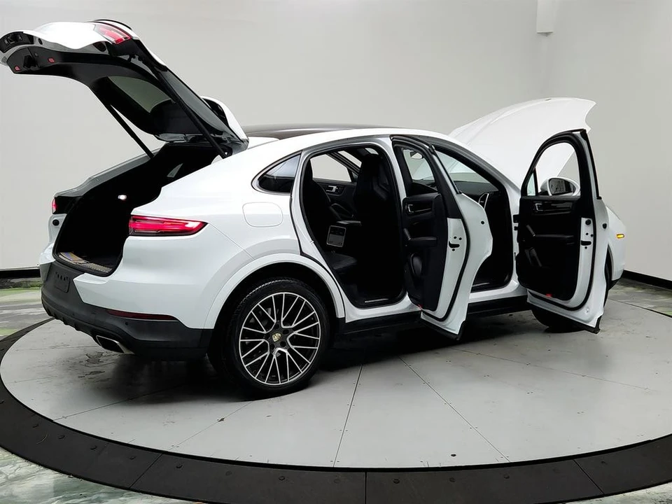 2020 Porsche 9Y0/9Y3 Cayenne - Image 11 of 12