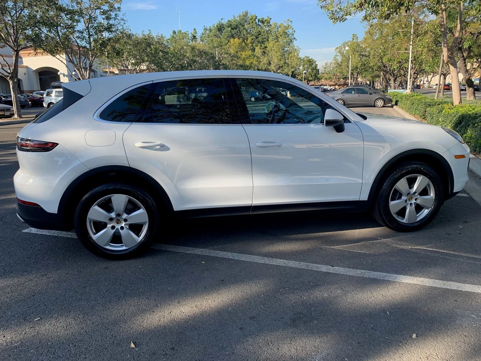 2020 Porsche 9Y0/9Y3 Cayenne - Image 5 of 15