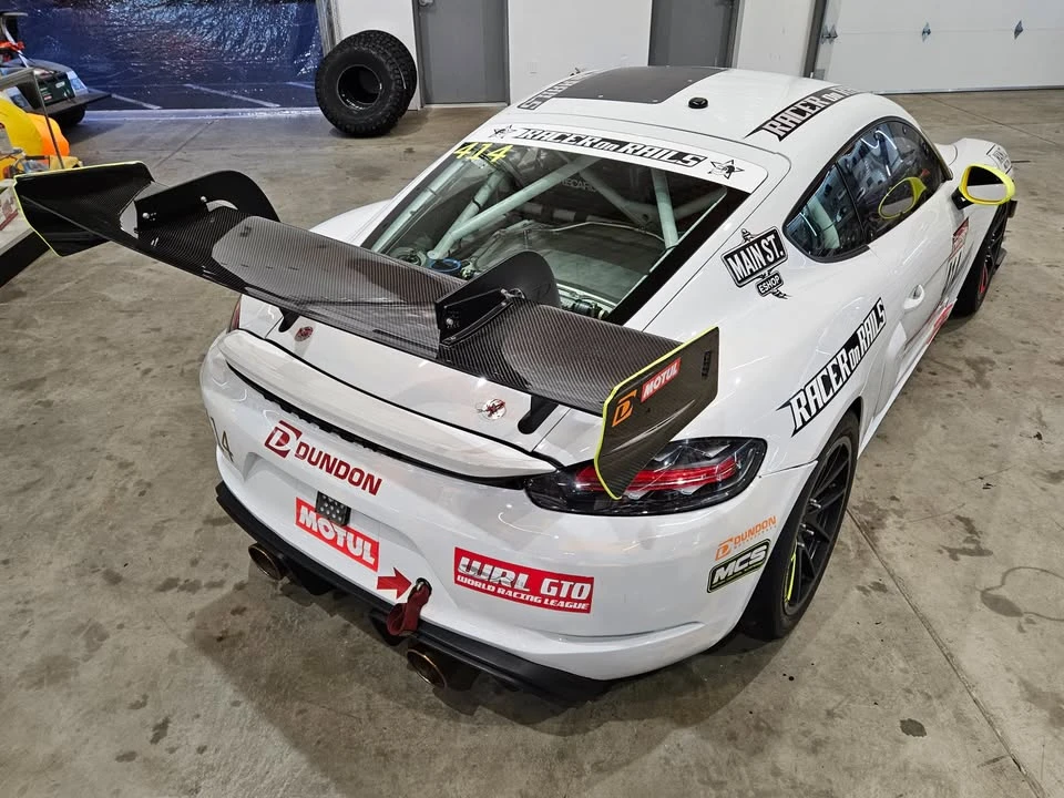 2020 Porsche 718 Cayman GT4 - Image 8 of 20