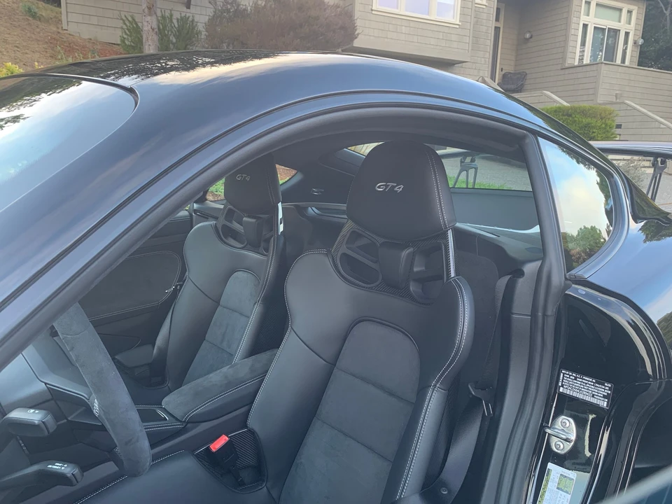 2020 Porsche 718 Cayman GT4 - Image 6 of 9