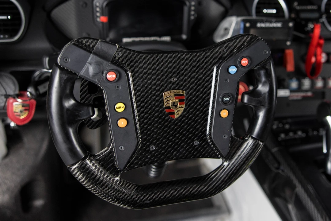 2020 Porsche 718 Cayman GT4 Clubsport - Image 15 of 31