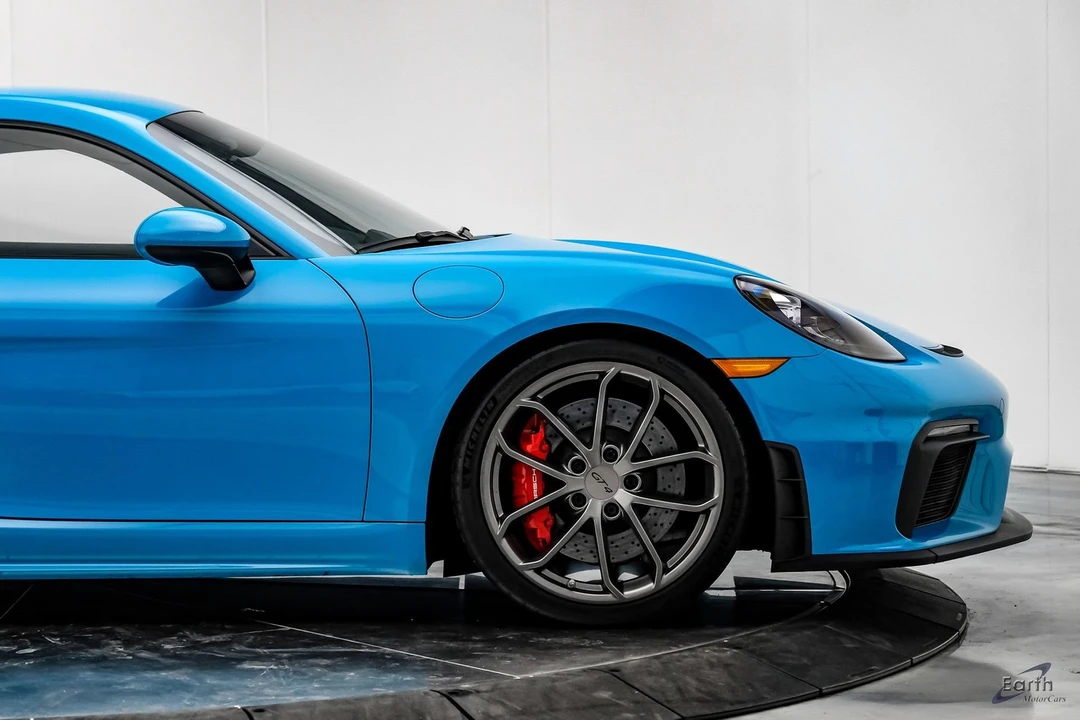 2020 Porsche 718 Cayman GT4 - Image 23 of 31