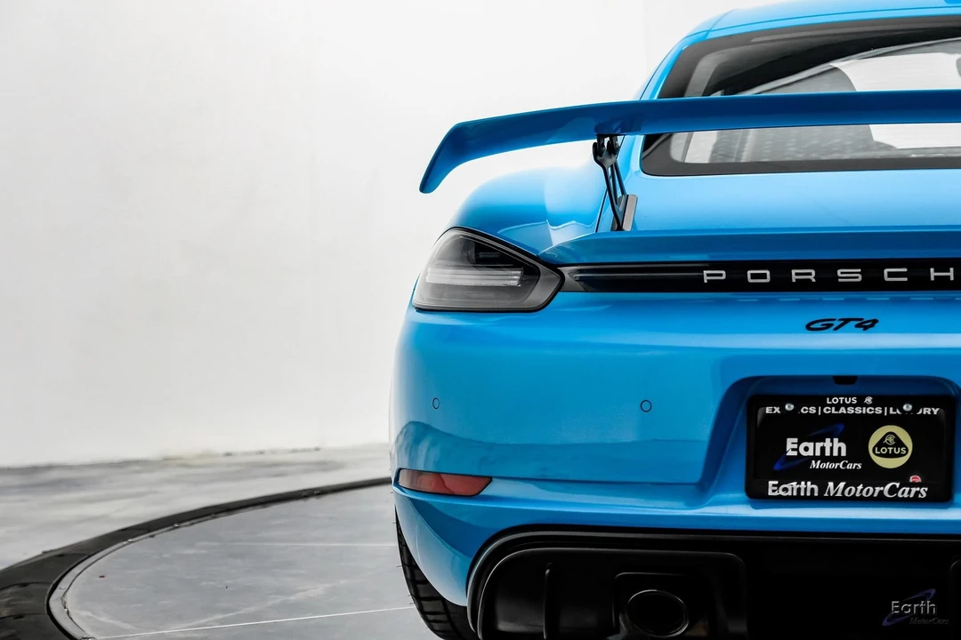 2020 Porsche 718 Cayman GT4 - Image 15 of 31