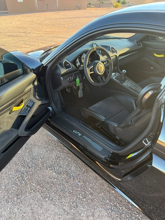 2020 Porsche 718 Cayman GT4 - Image 12 of 28