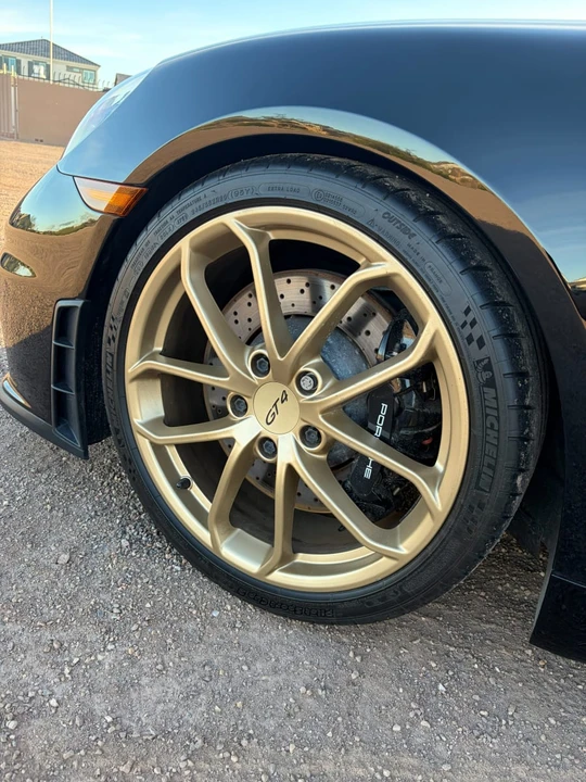 2020 Porsche 718 Cayman GT4 - Image 11 of 28