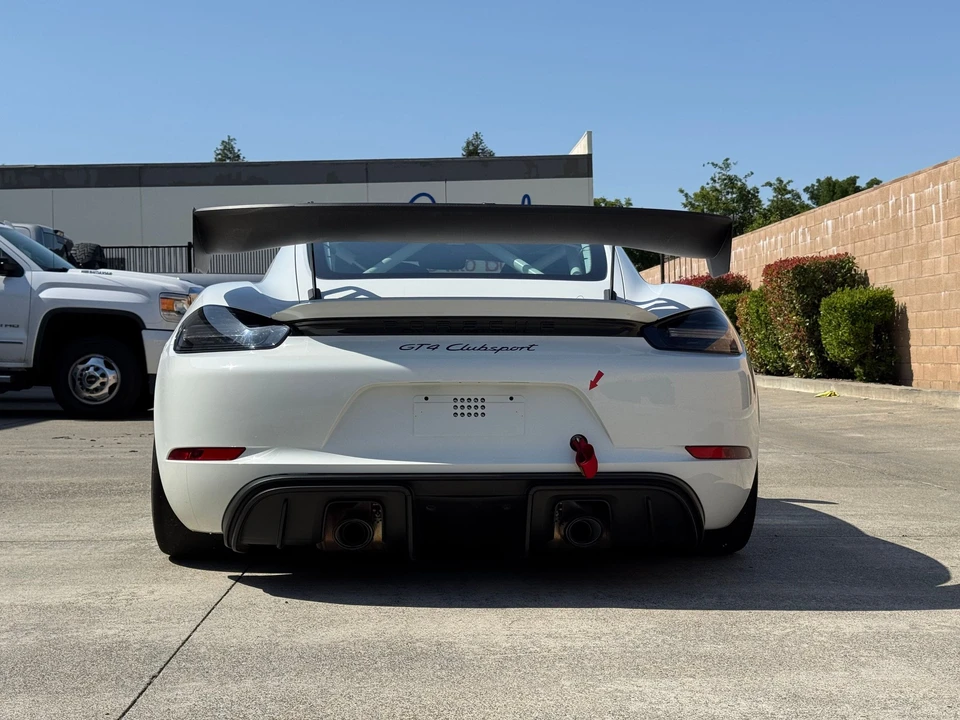 2020 Porsche 718 Cayman GT4 Clubsport - Image 5 of 31