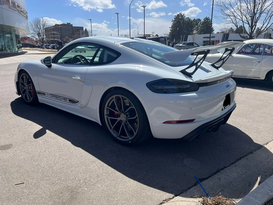 2020 Porsche 718 Cayman GT4 - Image 10 of 14