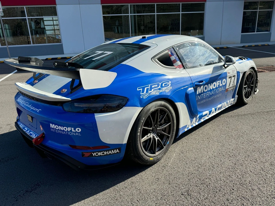 2020 Porsche 718 Cayman GT4 RS Clubsport - Image 5 of 8