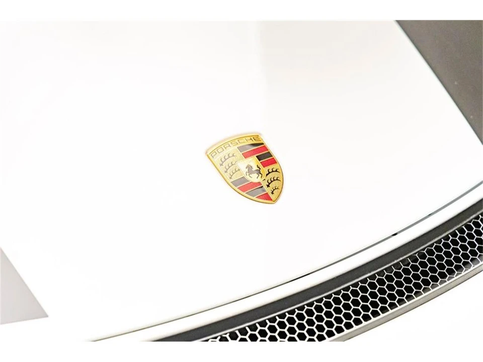 2020 Porsche 718 Cayman GT4 - Image 19 of 31