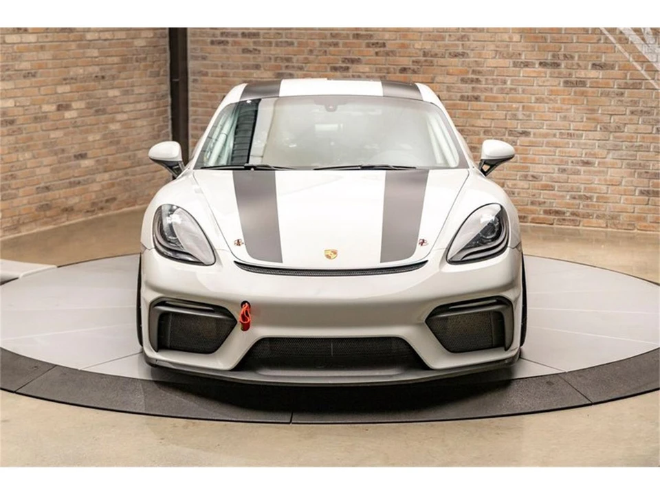 2020 Porsche 718 Cayman GT4 - Image 2 of 31