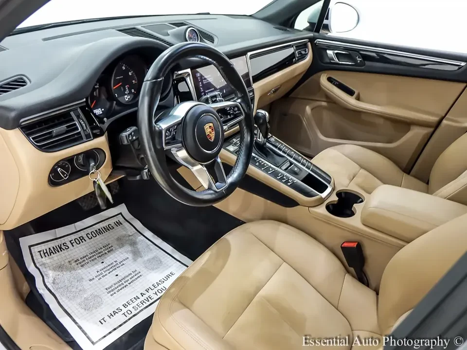 2020 Porsche Macan - Image 8 of 20