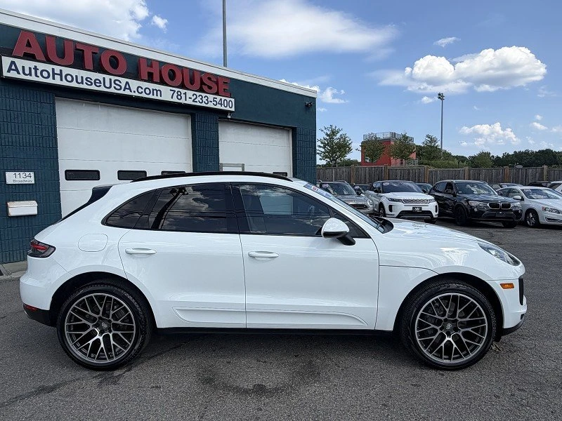 2020 Porsche Macan - Image 10 of 20