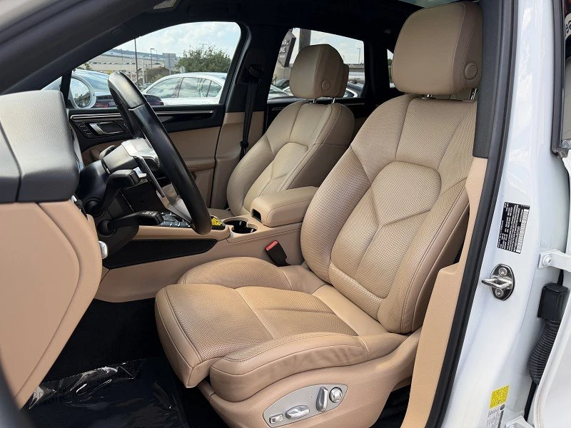 2020 Porsche Macan - Image 6 of 20