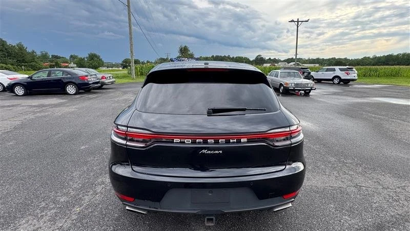 2020 Porsche Macan - Image 15 of 20