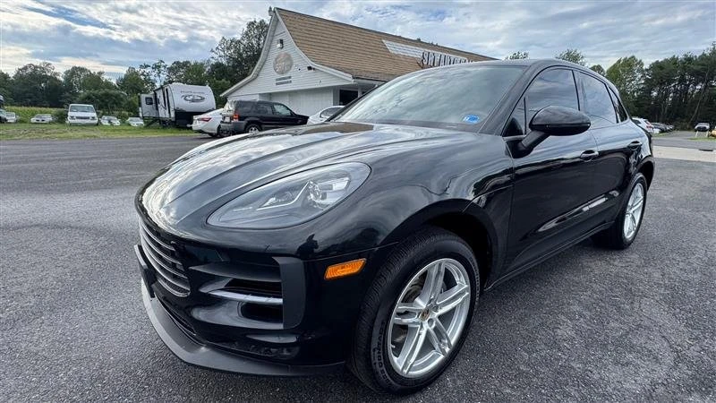 2020 Porsche Macan - Image 9 of 20