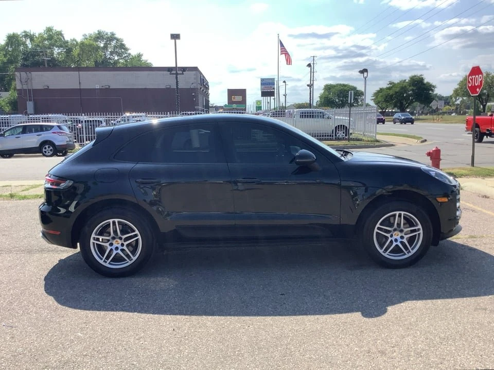 2020 Porsche Macan - Image 6 of 20