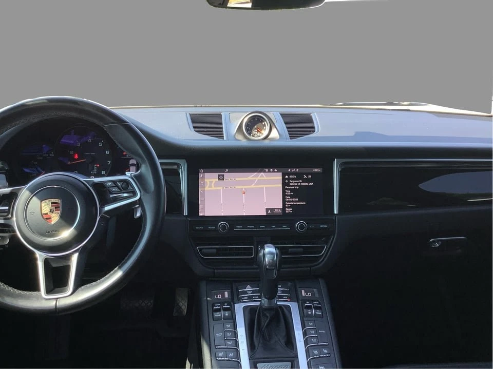 2020 Porsche Macan - Image 14 of 20