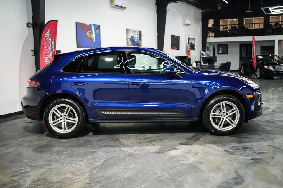 2020 Porsche Macan - Image 7 of 19