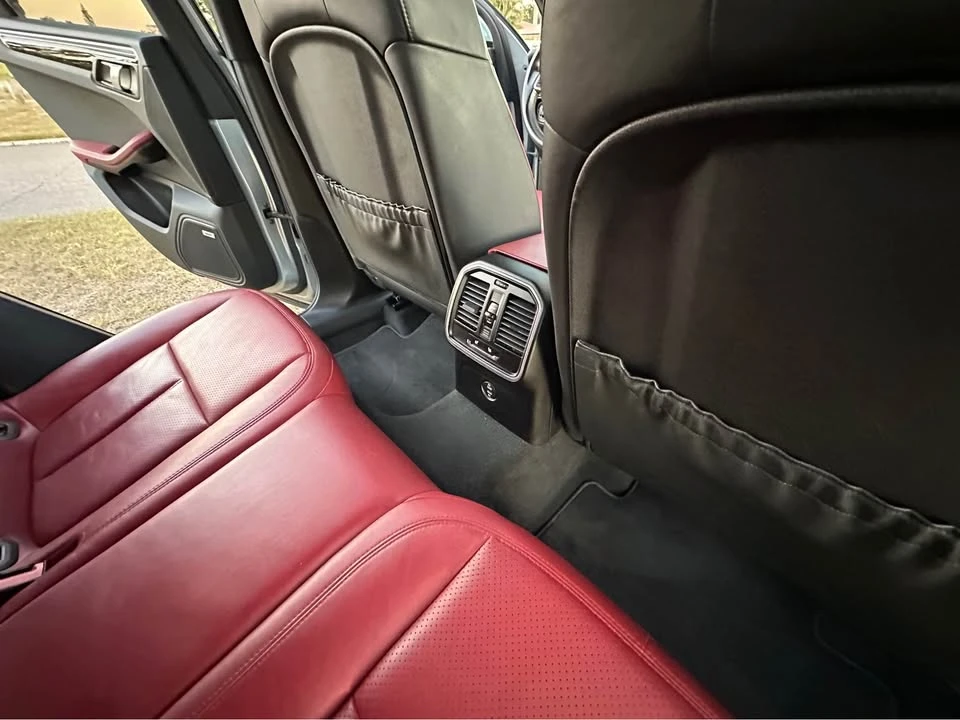 2020 Porsche Macan - Image 19 of 19