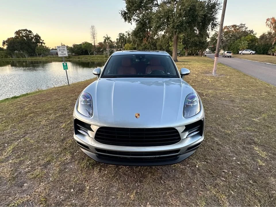 2020 Porsche Macan - Image 2 of 19