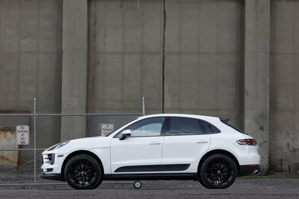 2020 Porsche Macan - Image 2 of 14