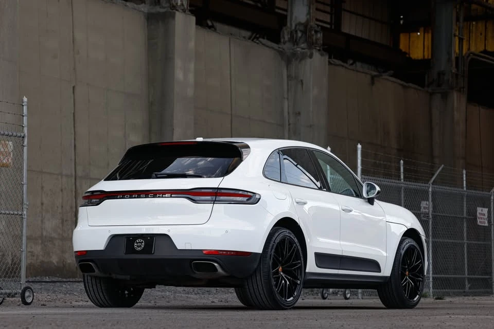 2020 Porsche Macan - Image 5 of 14