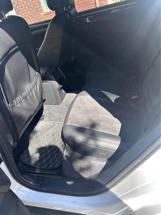 2020 Porsche Macan - Image 8 of 10