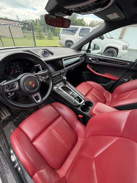 2020 Porsche Macan - Image 8 of 12