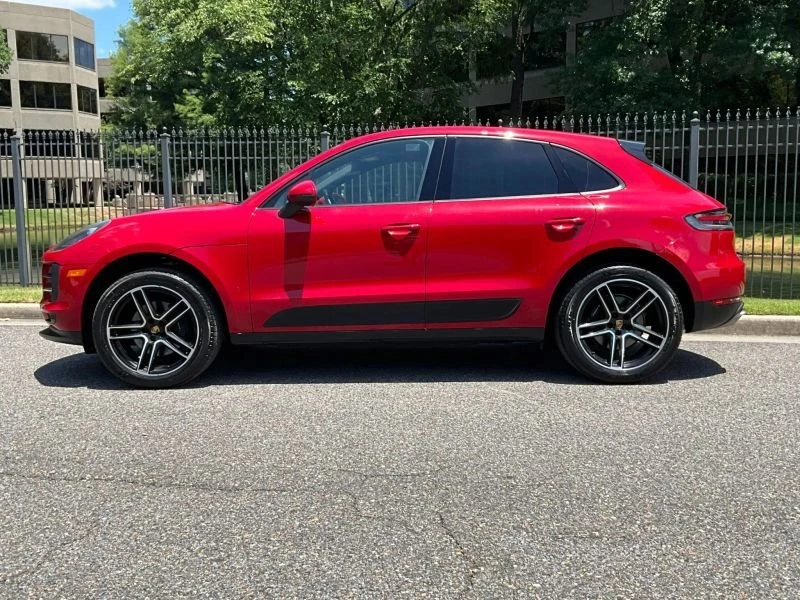 2020 Porsche Macan - Image 8 of 20