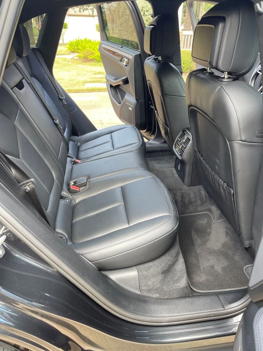 2020 Porsche Macan - Image 11 of 16
