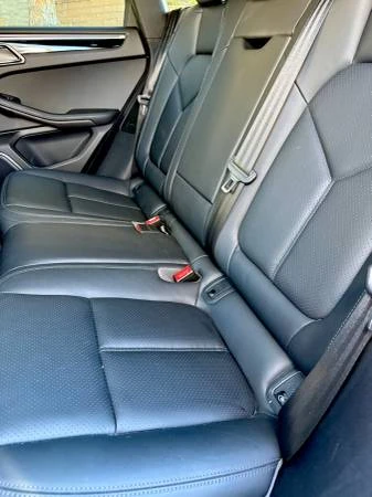 2020 Porsche Macan - Image 10 of 12