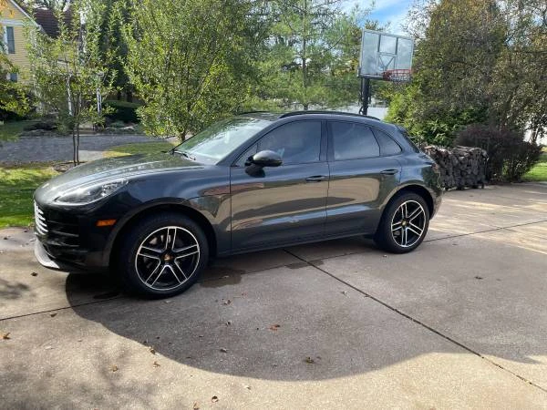 2020 Porsche Macan - Image 9 of 12