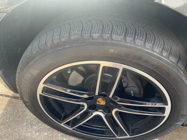 2020 Porsche Macan - Image 10 of 12