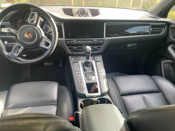 2020 Porsche Macan - Image 7 of 12