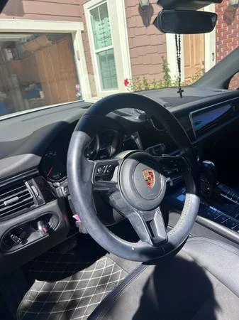 2020 Porsche Macan - Image 8 of 14