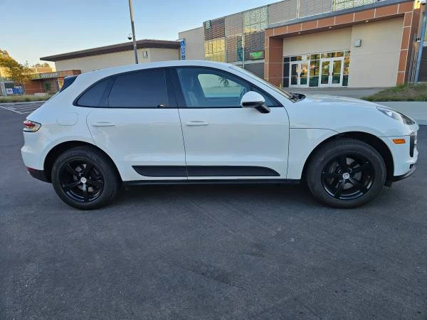 2020 Porsche Macan - Image 8 of 16