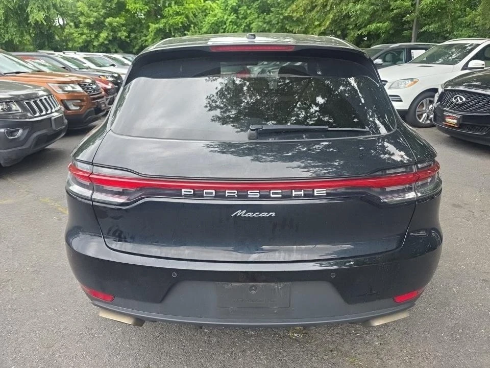 2020 Porsche Macan - Image 8 of 10